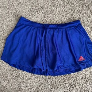 Adidas Tennis skirt with spandex built in